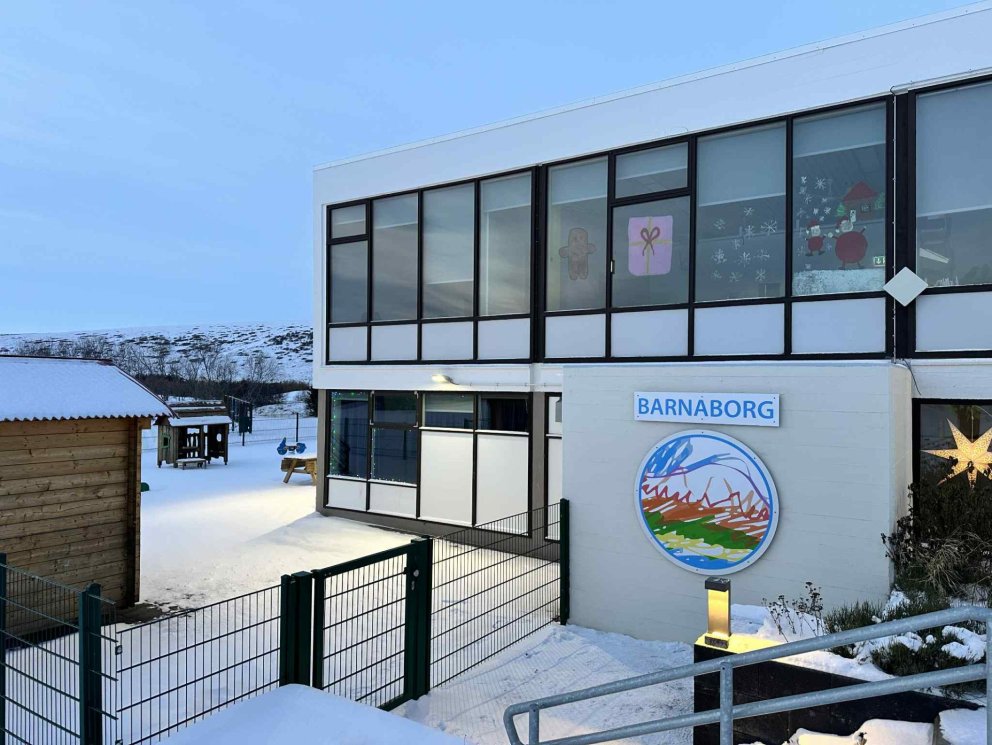 Merki Þingeyjarskóla komið uppá bíslag Barnaborgar.