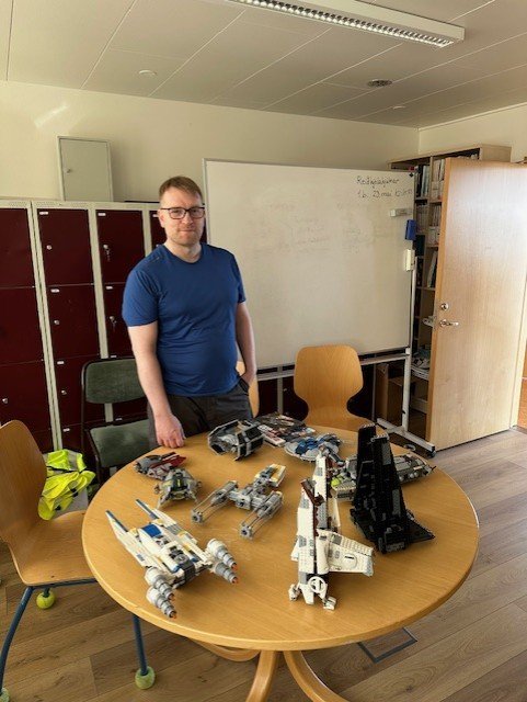 Þórir við Star Wars módelin