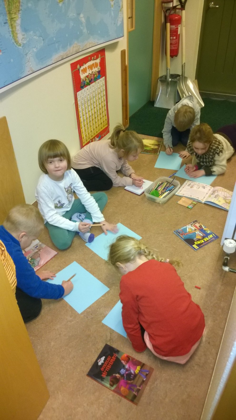 Bókavika - unnið með bækur að heiman | Barnaborg