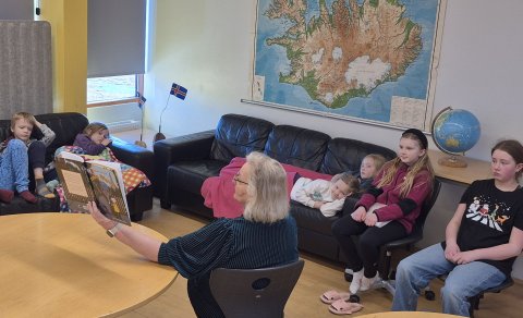 Sameiginleg yndislestrarstund